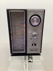 Vintage Emerson FM-AM table radio model T5750 in excellent working condition - Picture 1 of 7