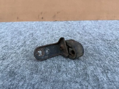 SOPORTE DE MONTAJE DE GOMA SILENCIADOR ESCAPE INFINITI FX35 FX50 09-17 OEM (SE ADAPTA A L&R) Foto 1 de 3