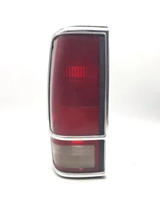 1983-1994 Gmc Jimmy S10 S15 Driver Left Taillight OEM H15 - Bild 1 von 2