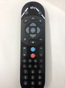 TELECOMANDO SKY Q ORIGINALE PER DECODER BLACK ,PLATINUM MINI CON TASTO NEW VOICE - Foto 1 di 8