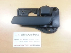KIA RONDO Rh Front Inner Handle SUITS 2008-2012 GENUINE NEW - Picture 1 of 6