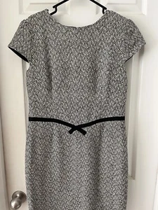 VTG Talbots Sheath Dress Sz 8 Petite Pure Silk Tweed Black White Classic Career - Picture 1 of 6
