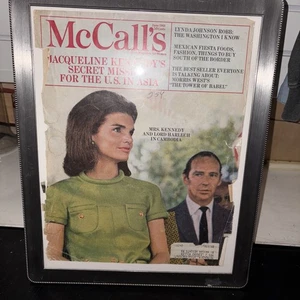 1968 June, McCall's Magazine Cover Framed, Jacqueline Kennedy, (BM164) - Bild 1 von 6