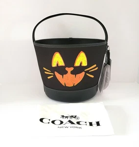 Coach CCE04 Trick Or Treat Cat Halloween Bucket 2025 Black Regenerative - Picture 1 of 7