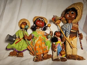 Vintage Mexican Doll Family - Folk Art Paper Mache, Hand Painted Set Of 4 - Picture 1 of 13