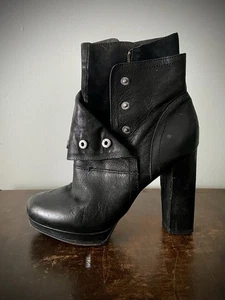 Vera Wang Lavendel Schwarz Plateau Designer Stiefeletten Größe 9 Vero Cuoio - Bild 1 von 9