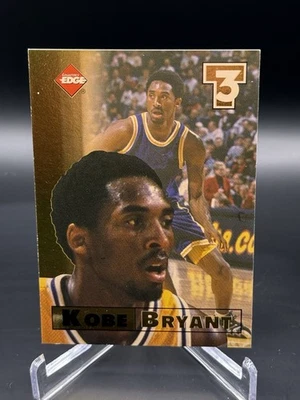 1998-99 Collector's Edge Impulse Коби Брайант T3 золото #3 Los Angeles Lakers HOF - Изображение 1 из 2