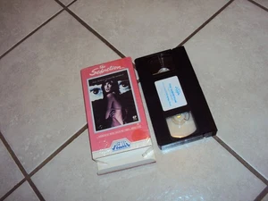 The Seduction VHS 1982 Media Morgan Fairchild David Schmoeller **toujours emballé ! - Photo 1/5
