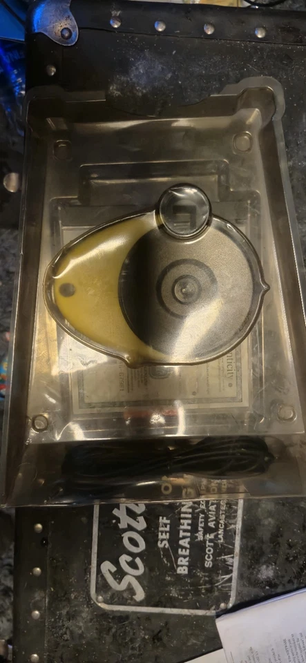 Microsoft "Certified Authentic" Kid board Inc. Floppy & CD Program From 1997 - Image 1 of 4