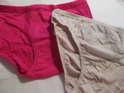 New 2 Hanes & Fruit of Loom Bikini Panties💕 Size 5 S~ Magenta & Light Tan - Image 1 of 4