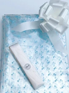 ShredAstic ® Blue Dot Florist Cellophane wrap - White pull bow New Baby - Picture 1 of 2