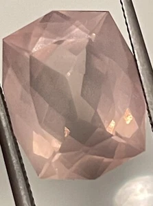Pretty Pink Rose Quartz Gemstone,Special Cut-Modified Cushion, 12X10mm, 5.10cts. - Picture 1 of 12