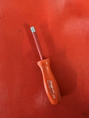 Destornillador de tuerca Snap On NDD108AR rojo mango duro 1/4" Foto 1 de 4