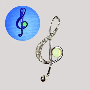 Broche de notas musicales de vidrio de uranio y circonitas circonitas plateadas con brillo UV - Ópalo amarillo - Imagen 1 de 14
