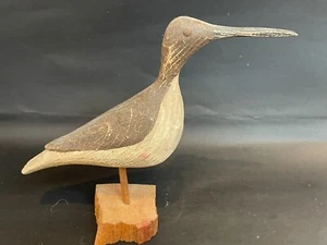 WEK Signed Carved Wood Shorebird Decoy/Statue - William E Kirkpatrick 10"l x 8"h - Picture 1 of 6