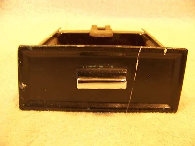 Cinzeiro Jeep Gladiator 1969 - Imagem 1 de 4