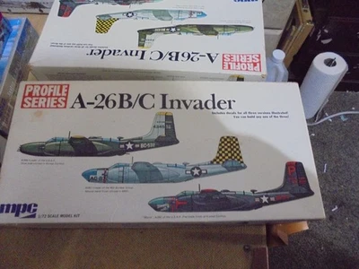 1/72 Scale MPC, A-26 Invader Airplane Kit #2-2003-200 BN Open Box - Image 1 of 2