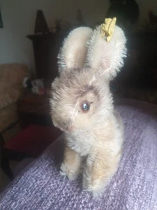 Vintage STEIFF  Rabbit sonny ear button yellow flag 1964 10cm - Picture 1 of 7