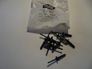 Paquete de 10 remaches de plástico negro Pure Polaris #7661922 nuevos - Imagen 1 de 1