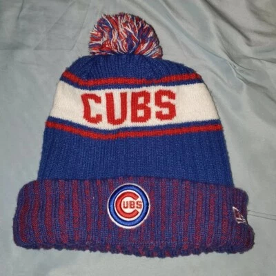 EUC 10" New Era Chicago Cubs Pom Beanie Red White & Blue Winter Hat Cap MLB - Image 1 of 4