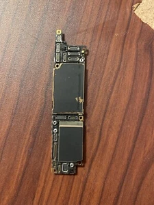 Iphone xr motherboard - Picture 1 of 2