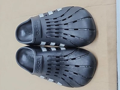 Adidas Slip On Croc Shoes Unisex Sporty SZ 7 Mens/Womens SZ 8, Black And Silver - Image 1 of 4