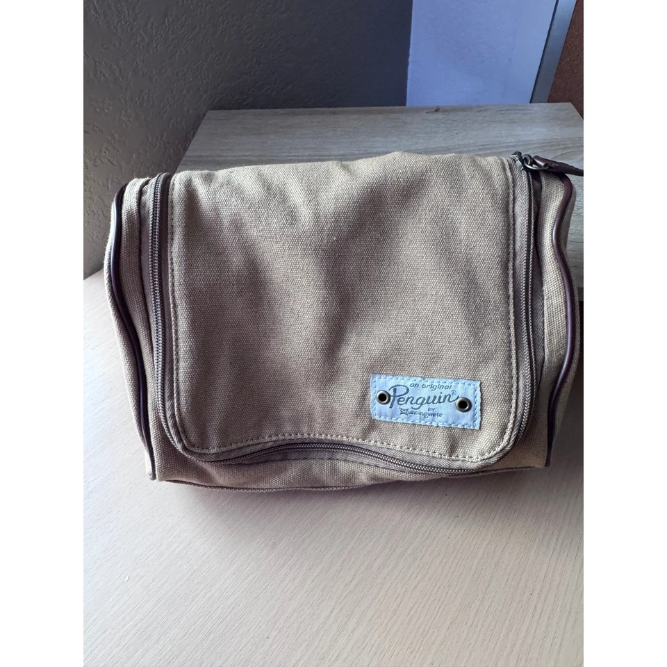Bolsa de higiene masculina suspensa original Penguin - Imagem 1 de 4