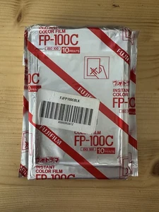 Fujifilm FP-100C ISO 100 Instant Colour Film - estimated 2016 expiry - Picture 1 of 1