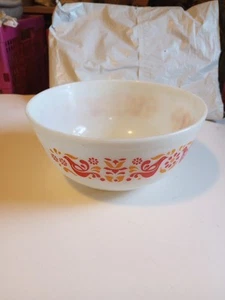 PYREX Friendship 2 1/2 qt mixing bowl - Picture 1 of 3