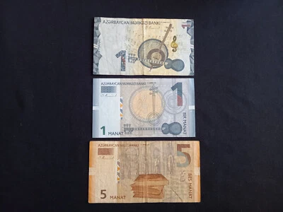 AZERBAIJAN 1 (2009) + 1 (2020) + 5 (2005) MANAT Banknotes - Image 1 of 2