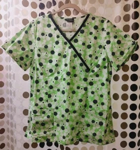 Runway By Cherokee Lime Green Women's Scrub Top Size Large - Picture 1 of 3