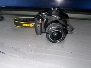 Nikon Digital Camera D3300 - Picture 1 of 3
