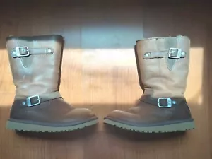 UGG Australia Women’s -S/N 1969-KENSINGTON Double Buckle Zipper Boots /Shoe's - Picture 1 of 24