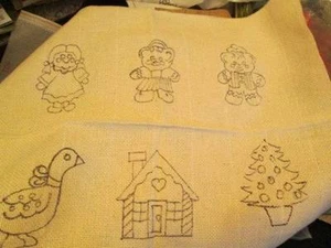 6 Christmas Ornaments Rug Hooking Monk's Cloth Canvas -Tree/Gingerbread House/Go - Picture 1 of 1