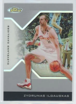 2004-05 topps Finest Refractors 124/249 Zydrunas Ilgauskas  Cleveland Cavaliers - Image 1 of 2