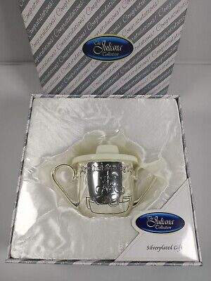 Silver Plated Christening Cup. The Juliana Collection Childproof Lid With Spout. • 12.90€