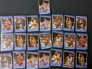 Sacramento Kings - 1993-1994 Panini NBA Sticker Lot - 22 Stickers - Imagen 1 de 3