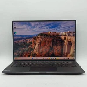 Dell Precision 5490 P154G 14" Ultra 7 165H 3,8GHz 32GB RAM 512GB SSD RTX 1000 - Bild 1 von 9