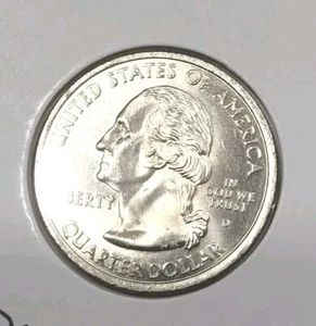 2001-D Rhode Island State Quarter. - Picture 1 of 19