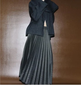 Gonna midi plissettata Zara ZW taglia M/L Gofralangan grigia mercoledì Adams Preppy Goth - Foto 1 di 12
