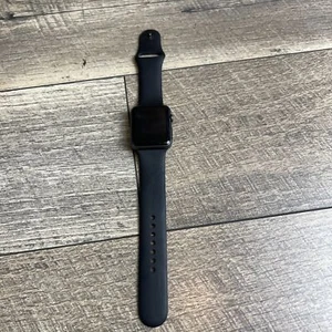 Apple Watch Sport 1st Gen 7000 Series Smartwatch Black Strap 42mm Aluminum Case - Picture 1 of 7