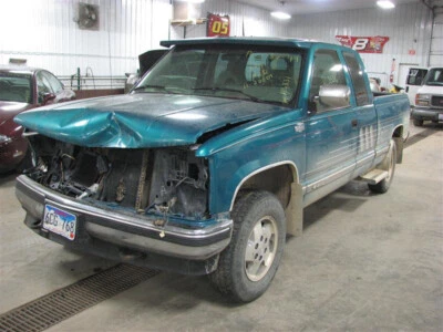 Used Right Tail Light Assembly fits: 1994 Chevrolet 1500 PICKUP Fleetside Right - Image 1 of 4