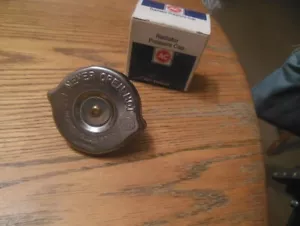 NOS RC1 Radiator Cap 64 65 66 67 68 69 70 71 72 Chevelle Camaro GTO Nova SS +Box - Picture 1 of 3