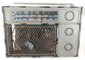 Not Sure How To Title This–A FAN That Is A Metal Facsimile Of An A/M & S/W Radio - Zdjęcie 1 z 6