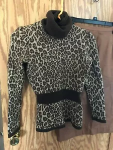 Womans Valentino Set Skirt and Top FREE SHIPPING - Picture 1 of 6