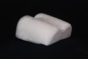 Cuscino contorno dimensioni da viaggio compatto o distanziatore ginocchio/gambe con cuscino in memory foam - Foto 1 di 6