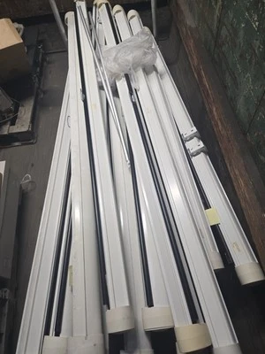 (Lote de 11) Telas de Projeção Draper Salara - 85"+ - FRETE GRÁTIS - Imagem 1 de 4