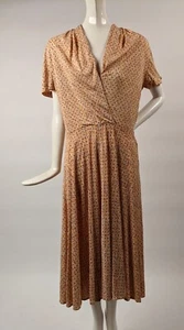 VINTAGE 1940’S SLIPPERY PRINT JERSEY DRESS W CROSS OVER FRONT DETAIL - Picture 1 of 6
