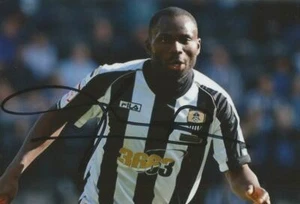 NOTTS COUNTY: FRANCOIS ZOKO SIGNED 6x4 ACTION PHOTO+COA - Picture 1 of 1