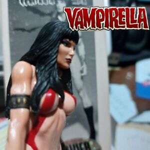 Vampirella Tower Records Exclusive Julie Strain Action Figure (1000pz)